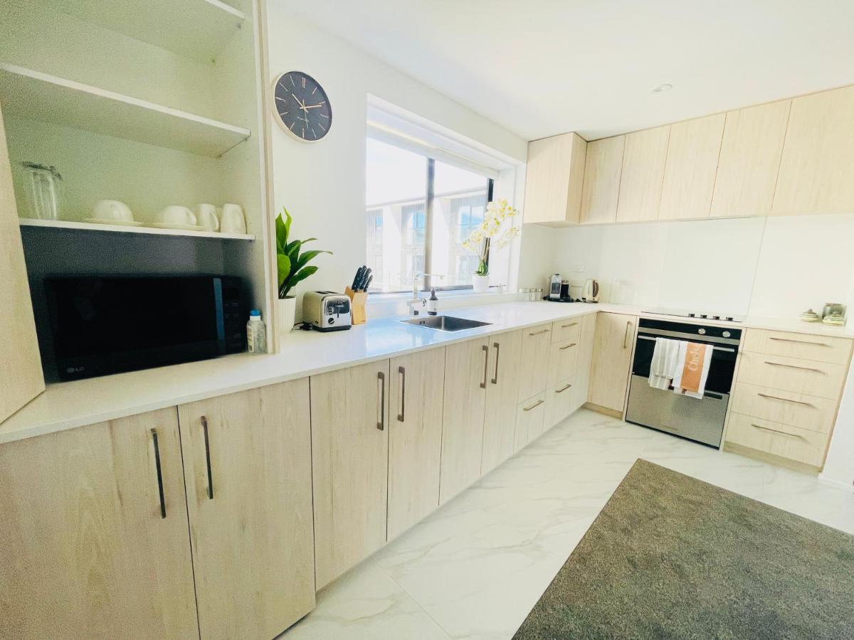 Walking Distance To Riverside Market & Hospital Christchurch Eksteriør bilde